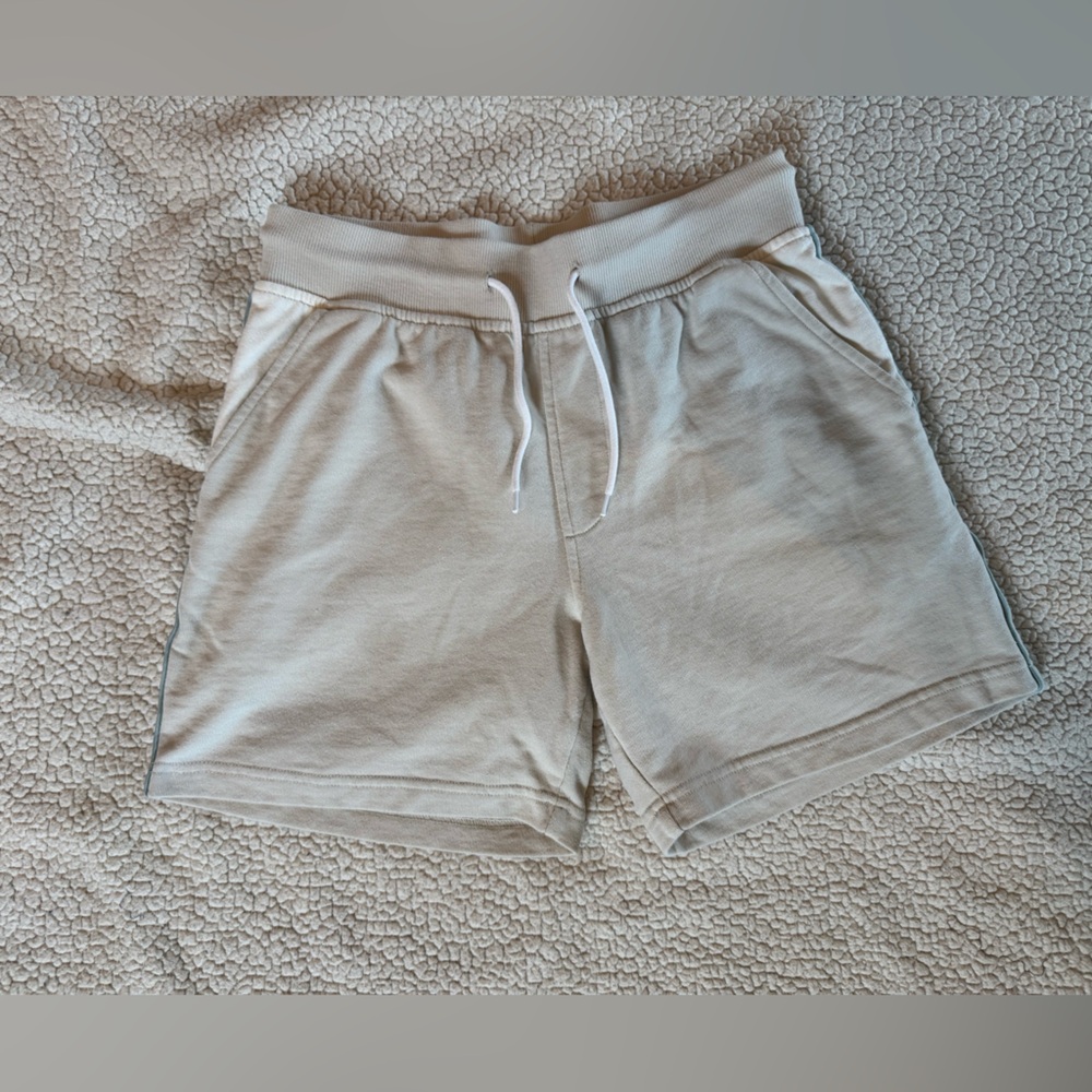 Men’s Tan Shorts
